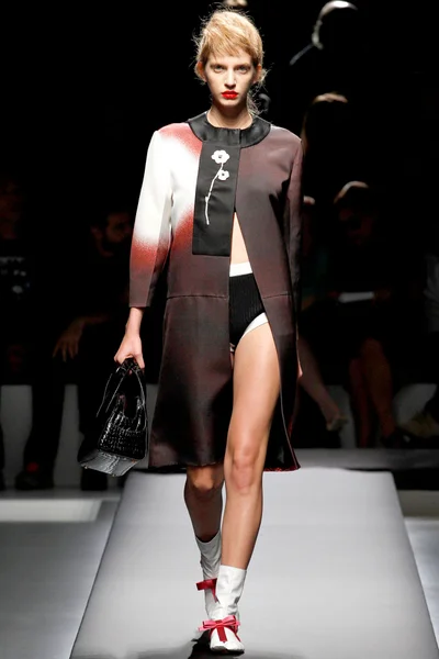 Look 26